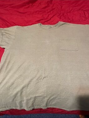 Fruit of the Loom Olive Green Short Sleeve Pocket Tee